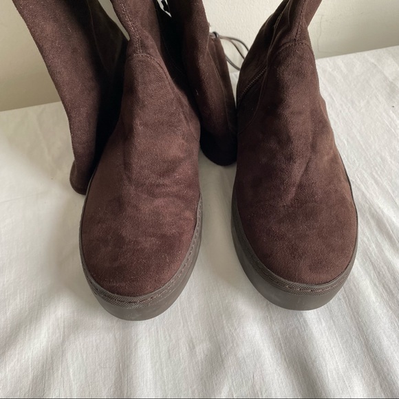 Stuart Weitzman Dark Brown Stretch Suede Over The Knee Boots - Picture 5 of 15